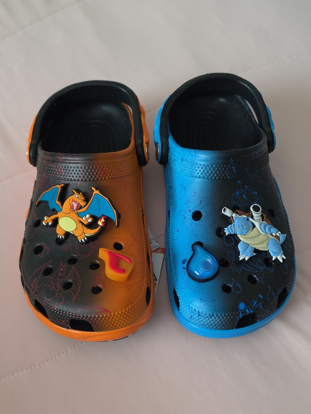 Pokemon Versus Clog Crocs - M10/W12